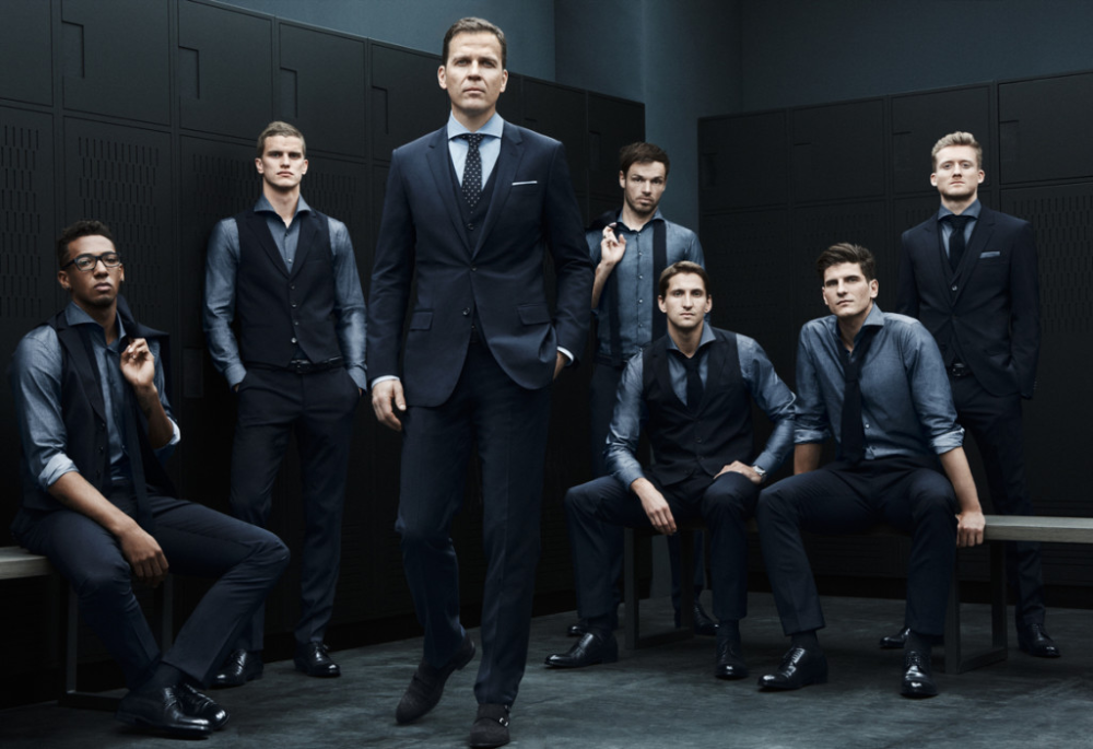 Hugo Boss Germany. Стильный групповой портрет. Команда. Группа людей в пиджаках.