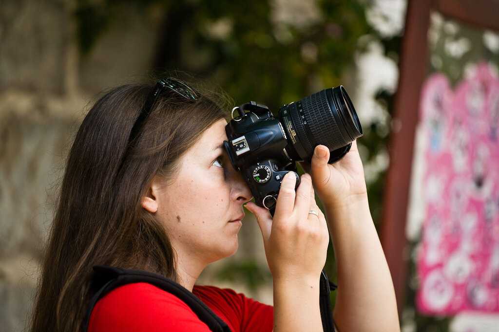 Фотограф начинающий недорого. Фотоаппараты для начинающих фотографов. Хороший фотоаппарат для начинающего фотографа. Уроки фотографа. Уроки для начинающих фотографов.