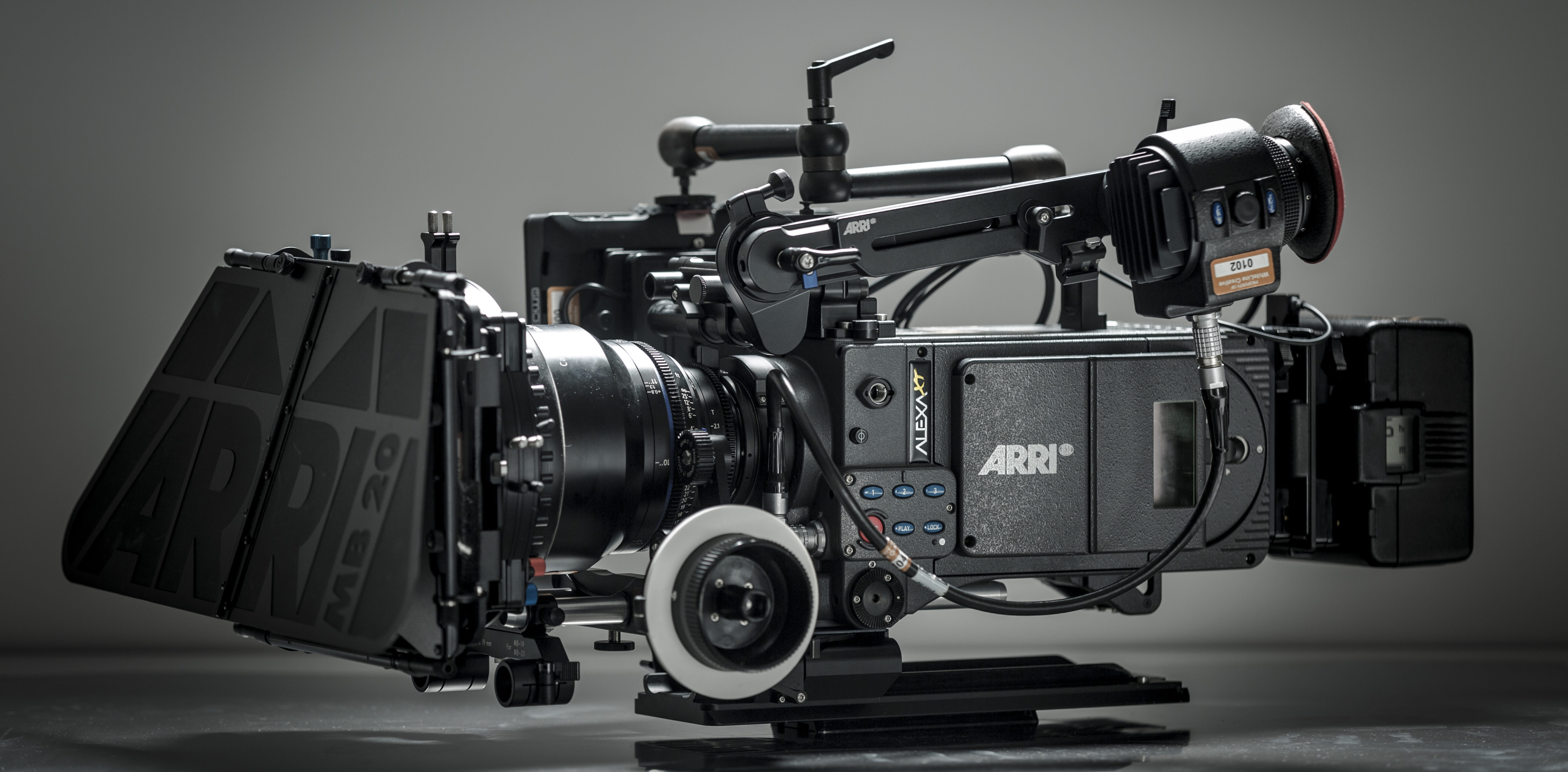 Arri alexa. Камера Arri Alexa Mini. Arri Alexa Mini LF. Кинокамера Arri Alexa. Камера Арри Алекса.