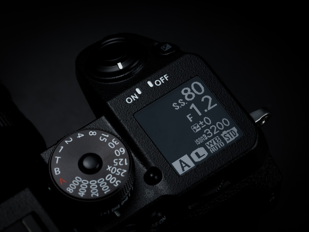 Fujifilm X-h2: первый взгляд