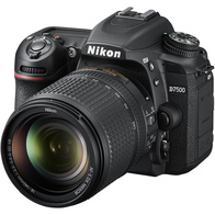 Nikon D7500 — актуальная камера «семитысячной» серии с матрицей формата DX для продвинутых любителей и профессионалов. 