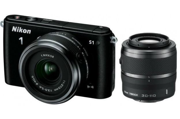 Nikon 1 S1 и объектив черный цвет