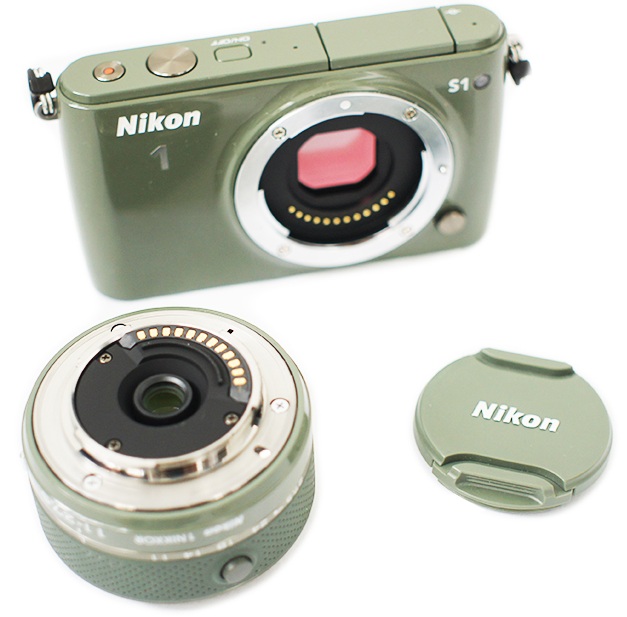 Nikon 1 S1 общий вид, объектив отдельно, и крышка объектива зеленый цвет 