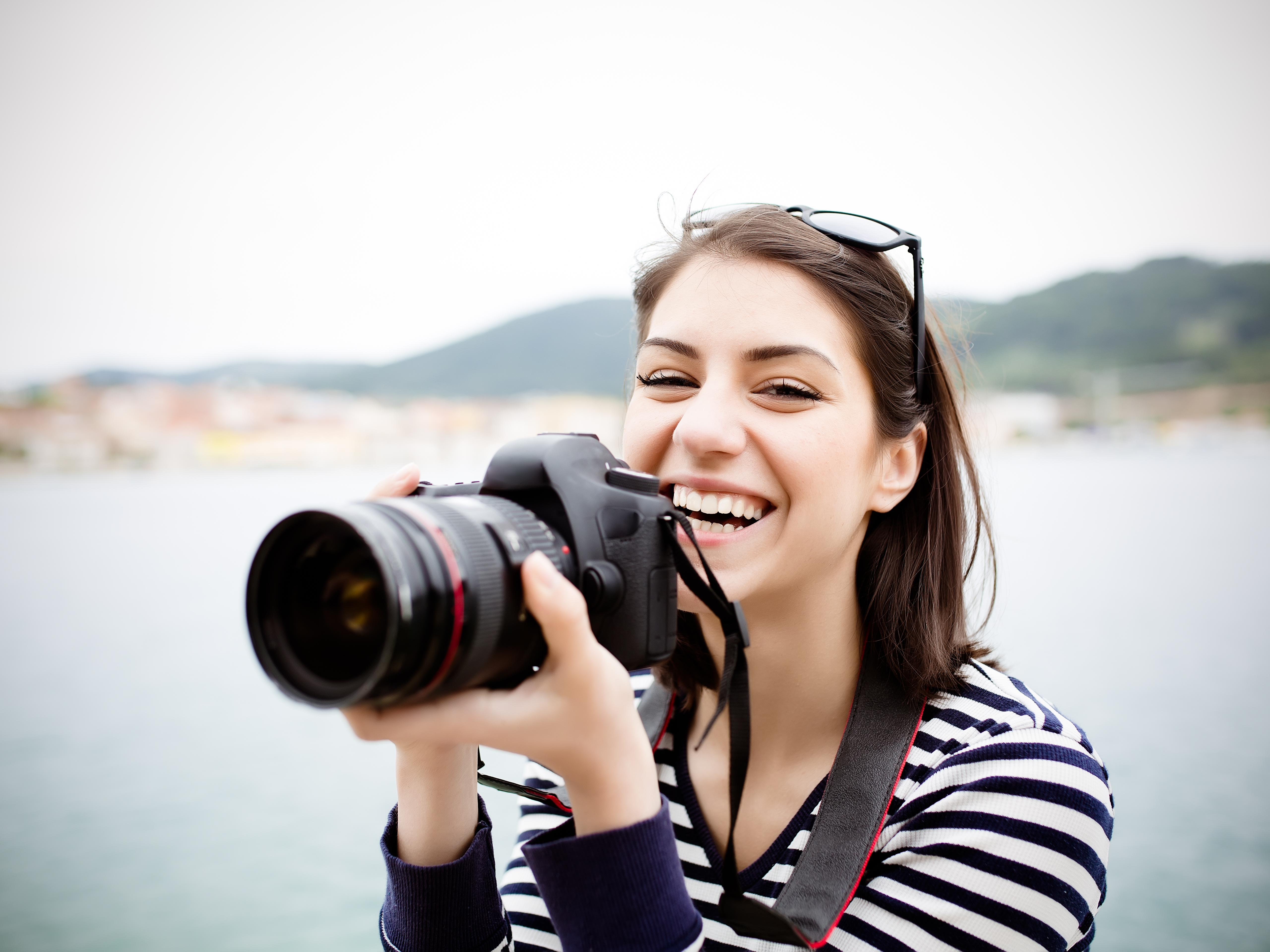 Speaker woman x cameraman