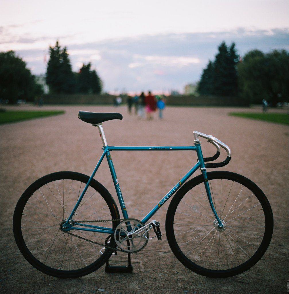 Фикс фото. Fixed Gear ХВЗ. Велосипед фикс Метеор. Фикс. ФИСКС.