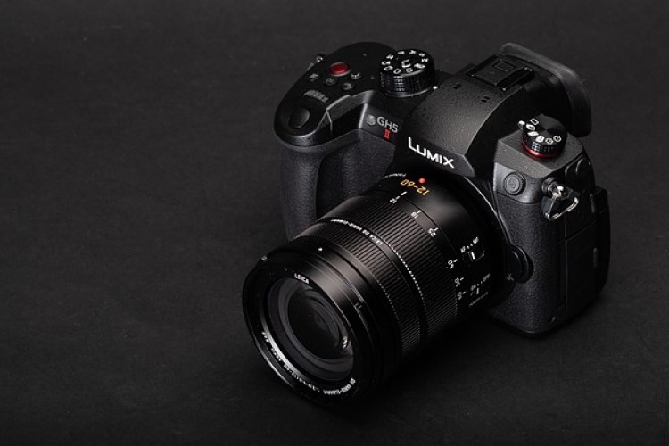 5 ll. Panasonic DC-gh5. Panasonic gh5 Mark II. Panasonic Lumix gh5 Mark II. Lumix gh5 II.