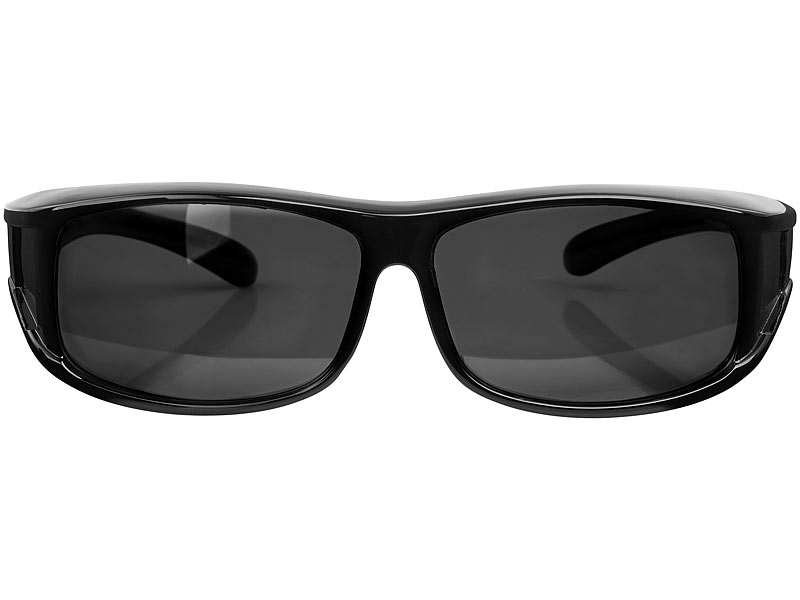 Черные солнечные очки