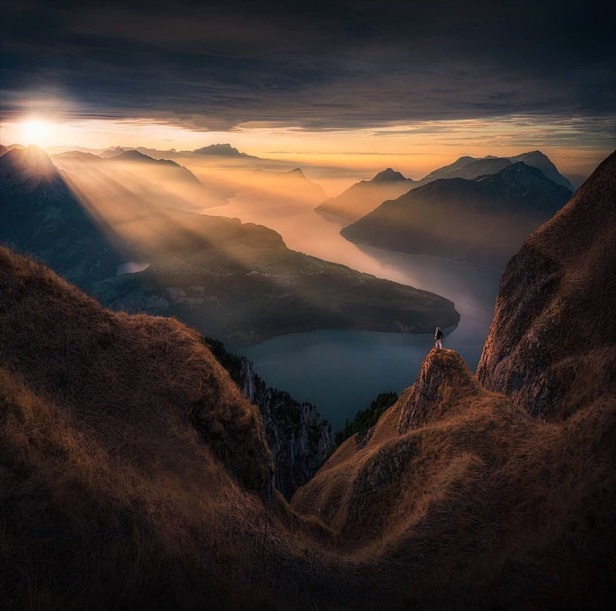 Захватывающе. Горы Max Rive. Пейзаж. Пейзажи от которых захватывает дух. Красивый пейзаж.