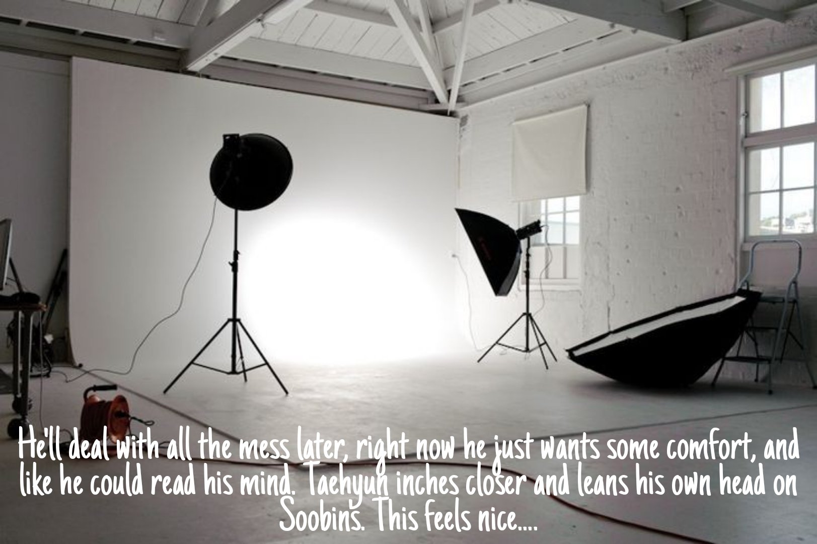 Empty studios. Освещение для фотосъемки. Студийное освещение для фотосъемки. Свет для фотостудии. Студийный свет для фотостудии.