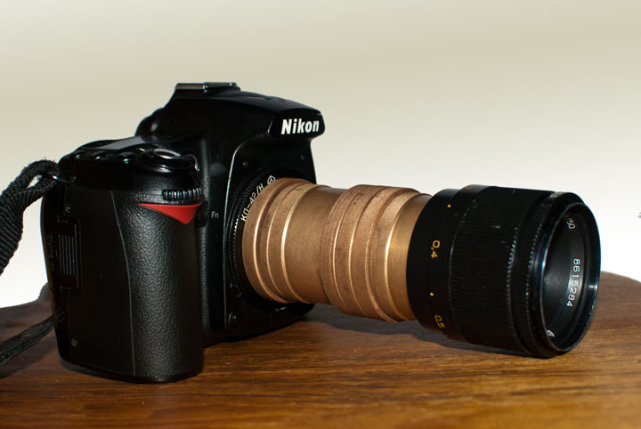 Вид фотоаппарата с макрокольцами