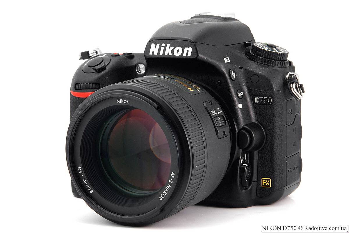 Nikon D750 с объективом Nikon AF-S Nikkor 85mm 1:1.8G IF SWM