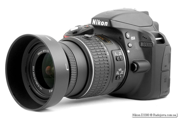 Nikon D3300 с объективом Nikon 18-55mm 1:3.5-5.6GII VR II AF-S DX Nikkor
