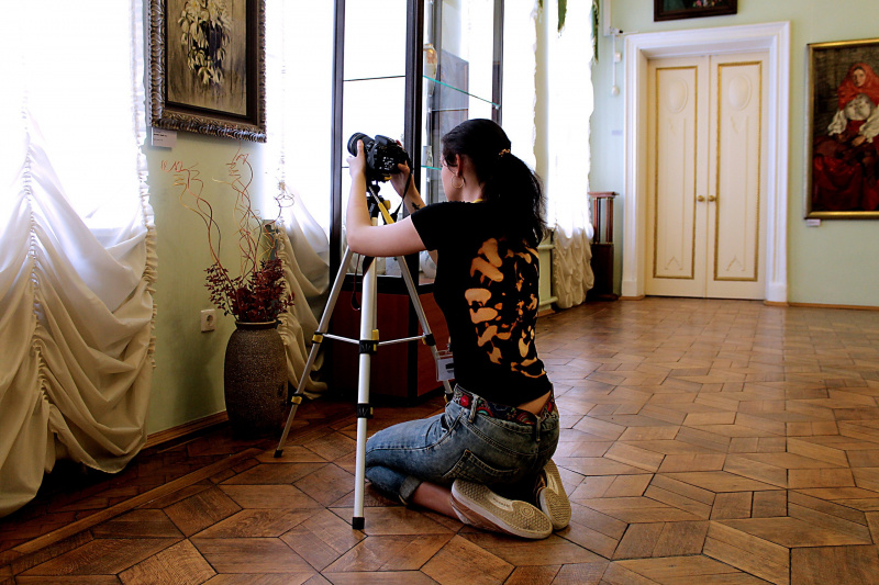 Воронежские фотографы представят экспонаты музея Крамского в новых ракурсах