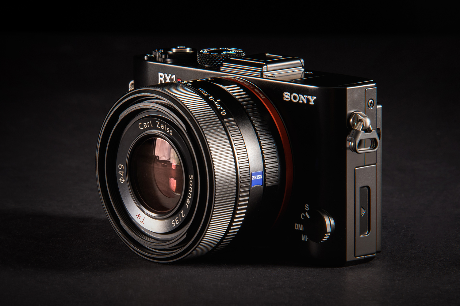 Обзор r. Фотокамера «Sony rx1r II». Sony rx1rm1. Sony rx1r finger. Sony rx1r II payload.