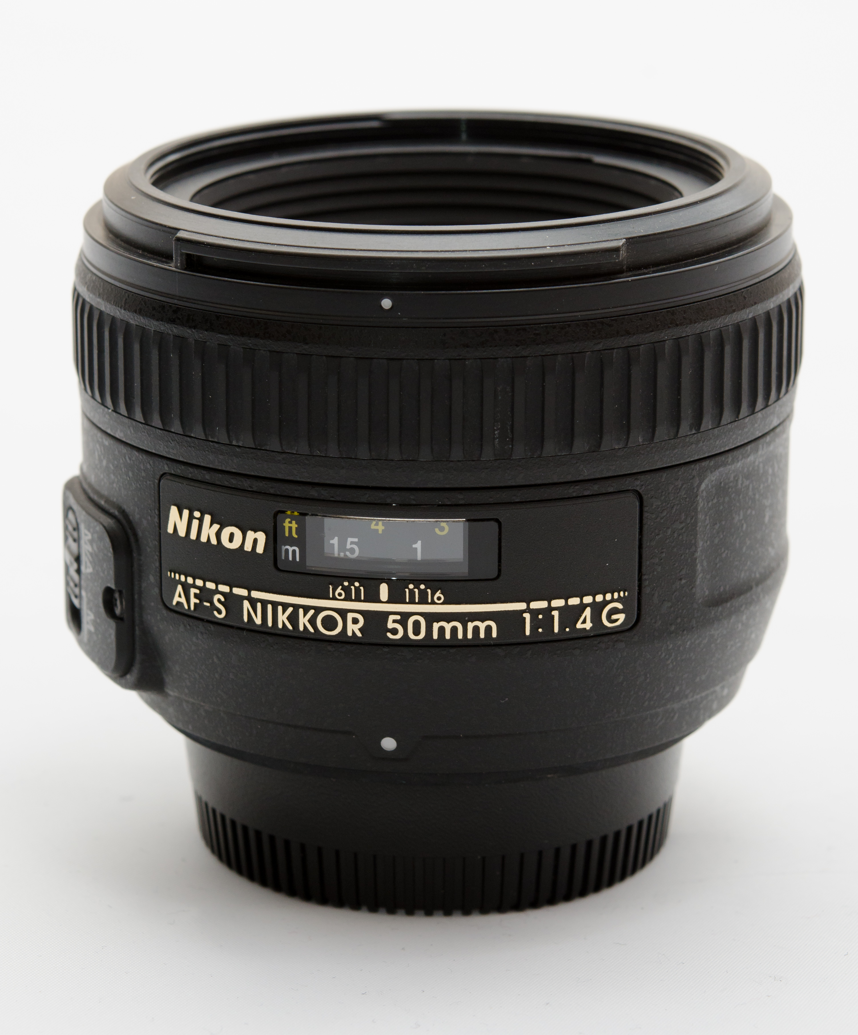 Nikkor 50mm 1.4 g af s. Nikon 50 mm f/1.8g af-s с полоской. Nikon m50. 50 Мм.